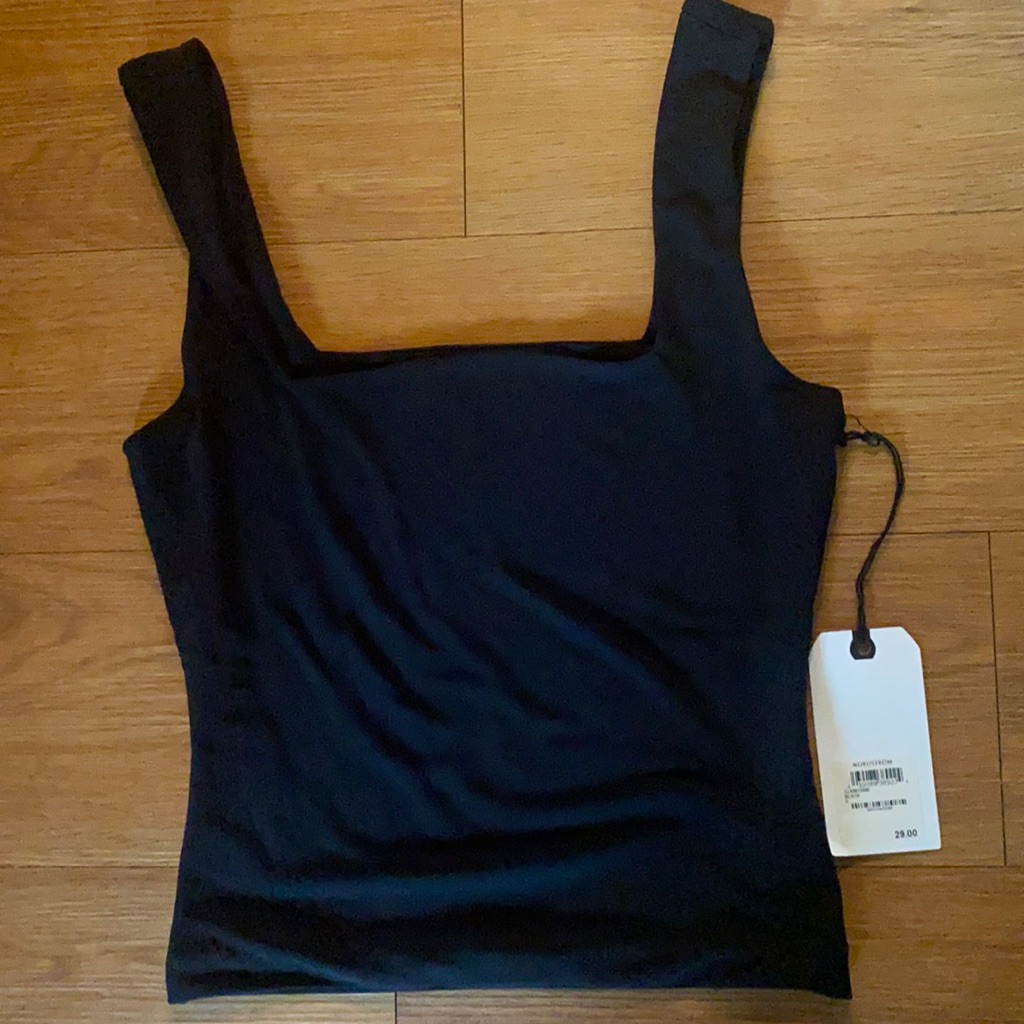 Basic Crop Black Top